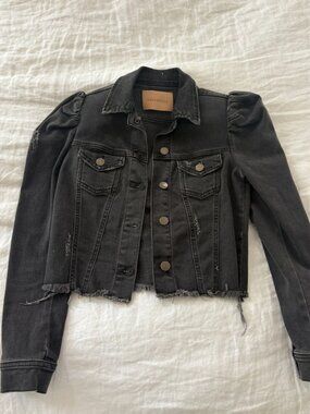 Retrofête Black Cropped Denim Jacket – Puff Sleeve Distressed